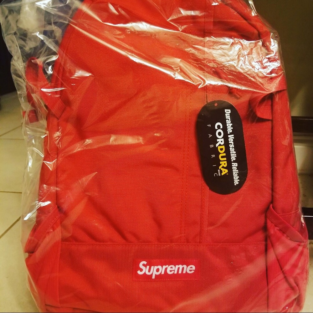 Supreme Backpack Red - Picture 1 of 5